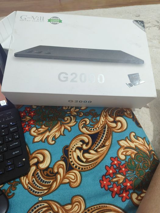 Планшет андроид.