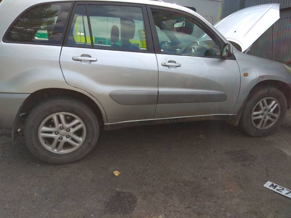 Toyota RAV4 2.0 VVT-i 150кс 2001-2006г на части