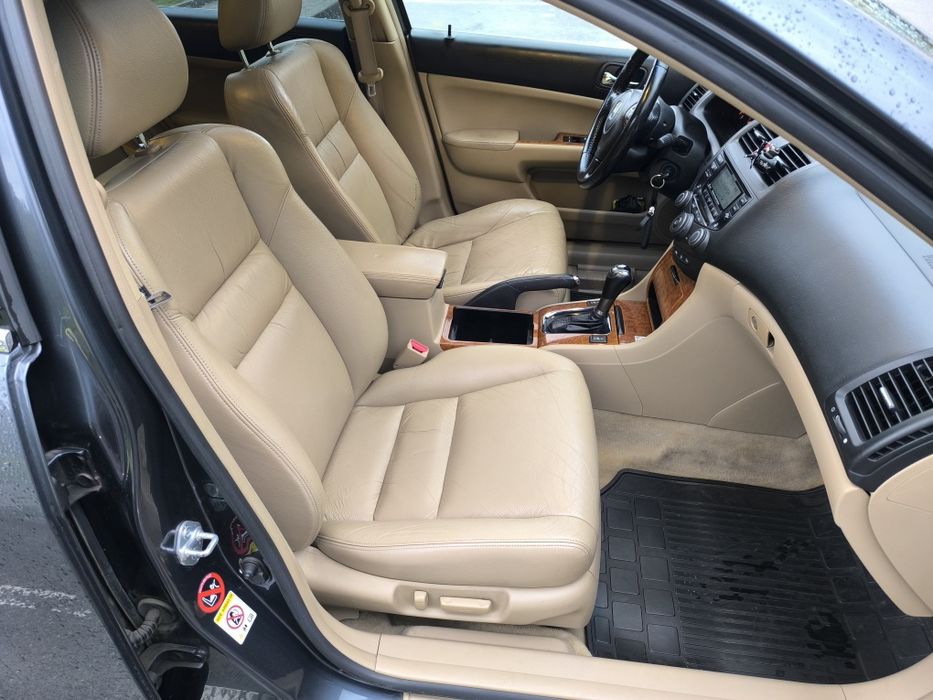 Honda Accord 2.4. facelift automatic, 2006, tourer.