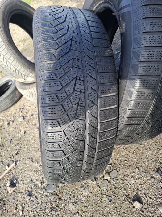 Vand 2 anvelope 225 65 17 de iarna bune dot 2021