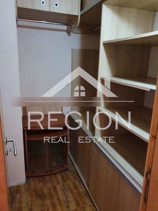 Дава се под наем Двустаен апартамент в Варна, Цветен квартал - 60 кв.м за 408 € - Снимка #3