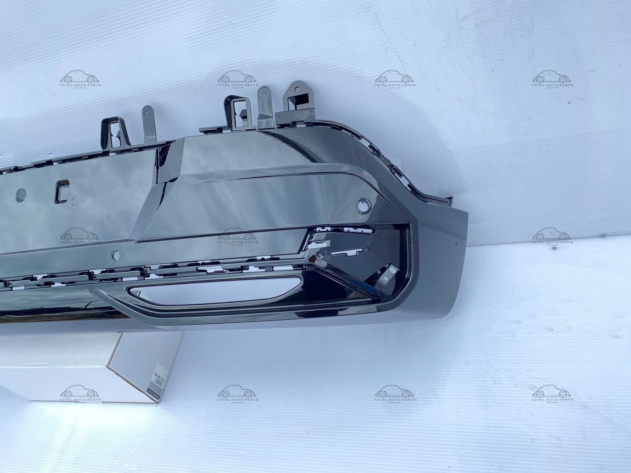 Bara spate Renault Megane E Tech noua originala negru lucios