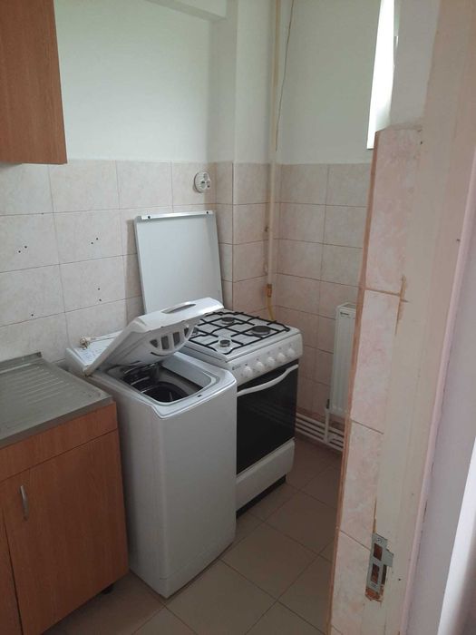 Inchiriez Garsoniera Slobozia zona Catedralei