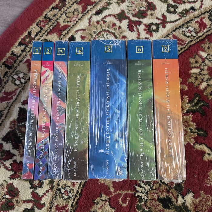 Seria Harry Potter - Egmont - noi, in folie - o raritate