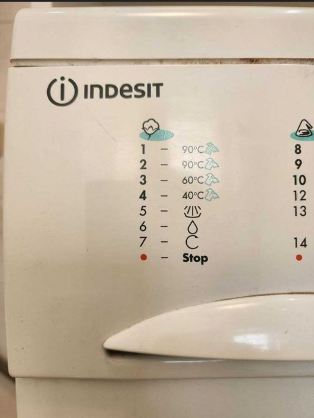 Стиральная машина 6кг Indesit WGS438T Srochna kir moshina sotiladi 600