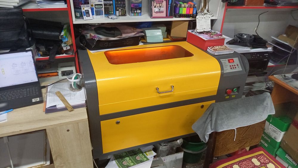 Продается лазерный аппарат для гравировки