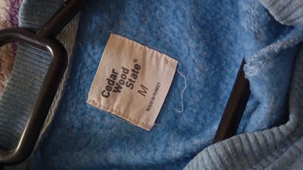 Hanorac cu broderie handmade