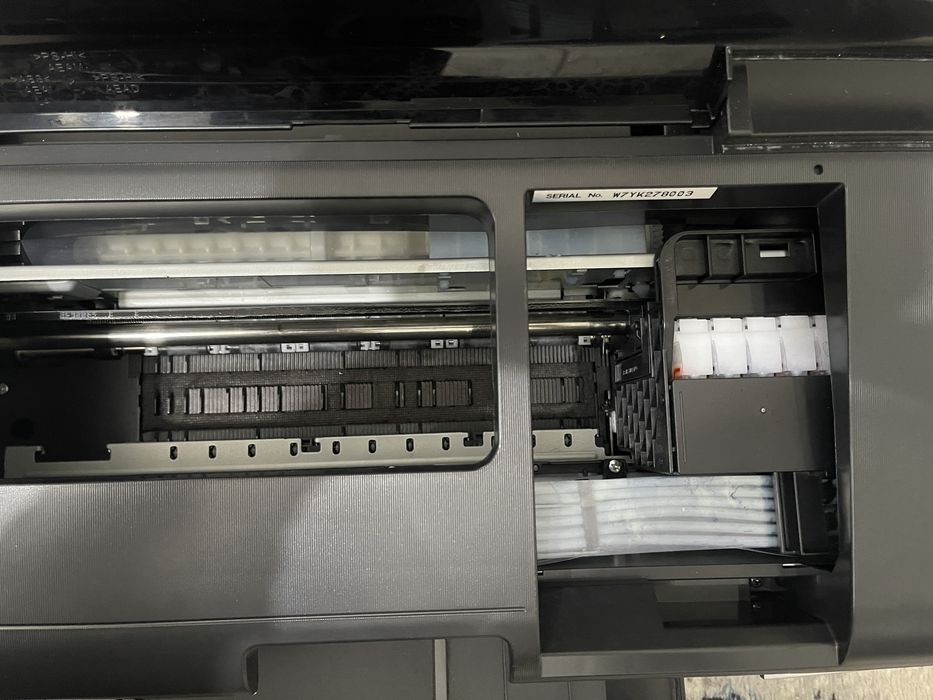 Продам цветной принтер Epson L805