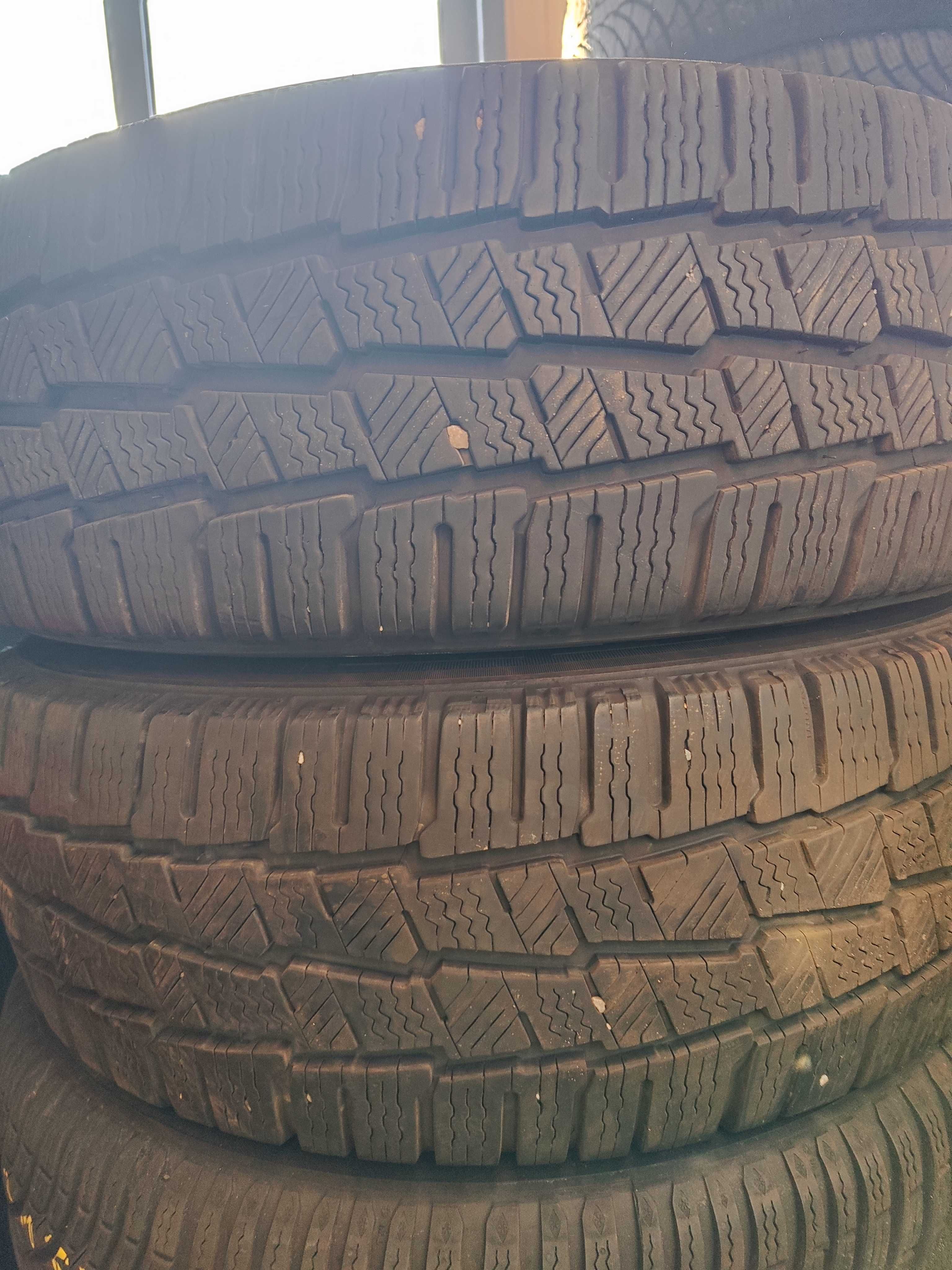 2бр. зимни гуми 205/65/16C Michelin