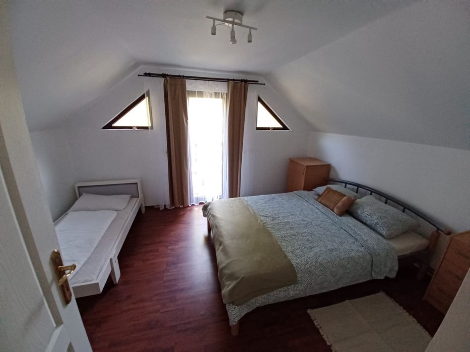 Inchiriez cabana la Campul Cetatii cu Ciubar