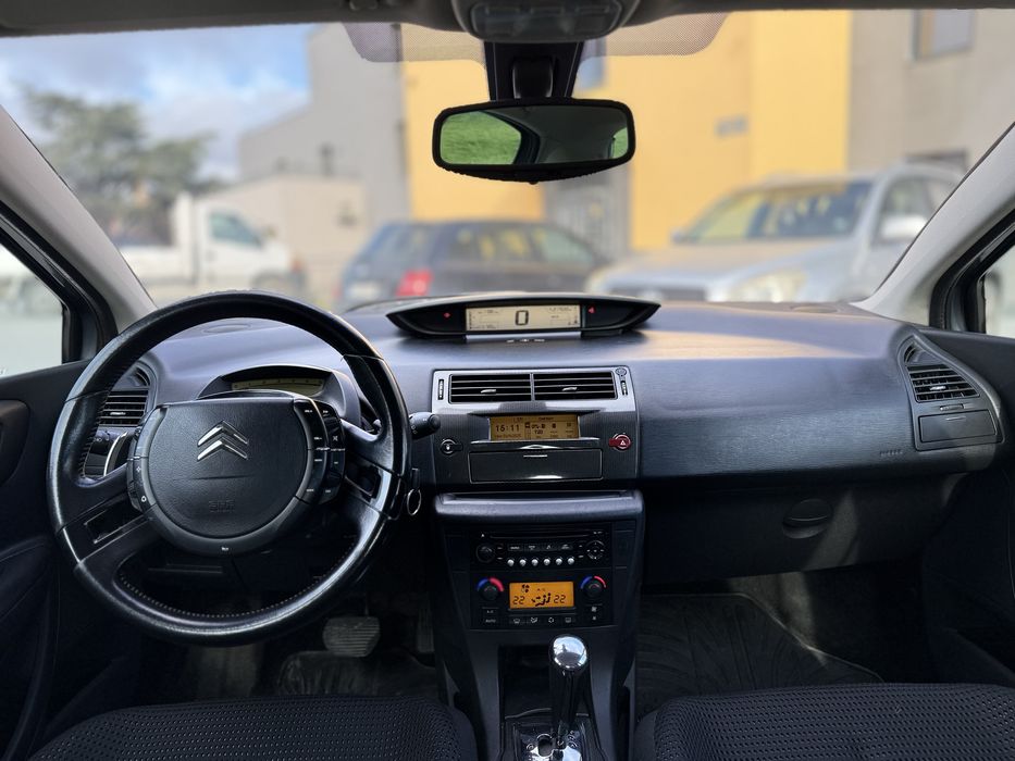 Citroen C4 1.6 HDi Автоматик 2008г 216000км Климатроник Нови гуми