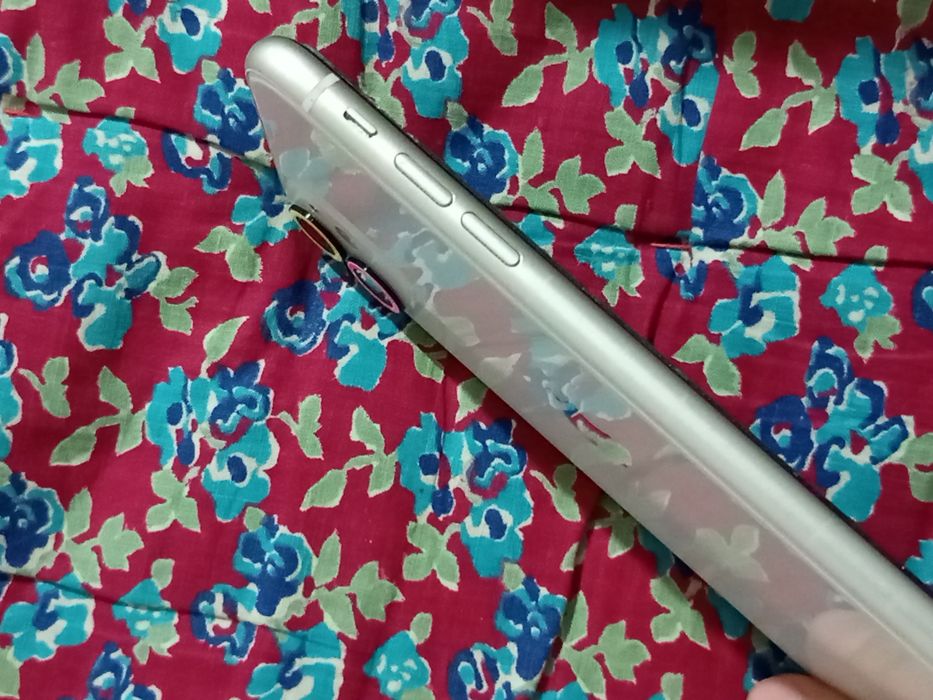 iphone 11 смартфон