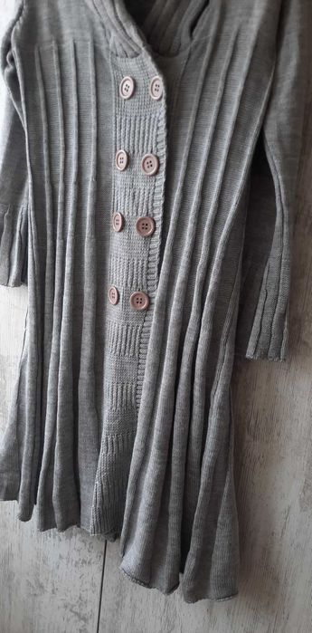 жилетка сива дълга нова