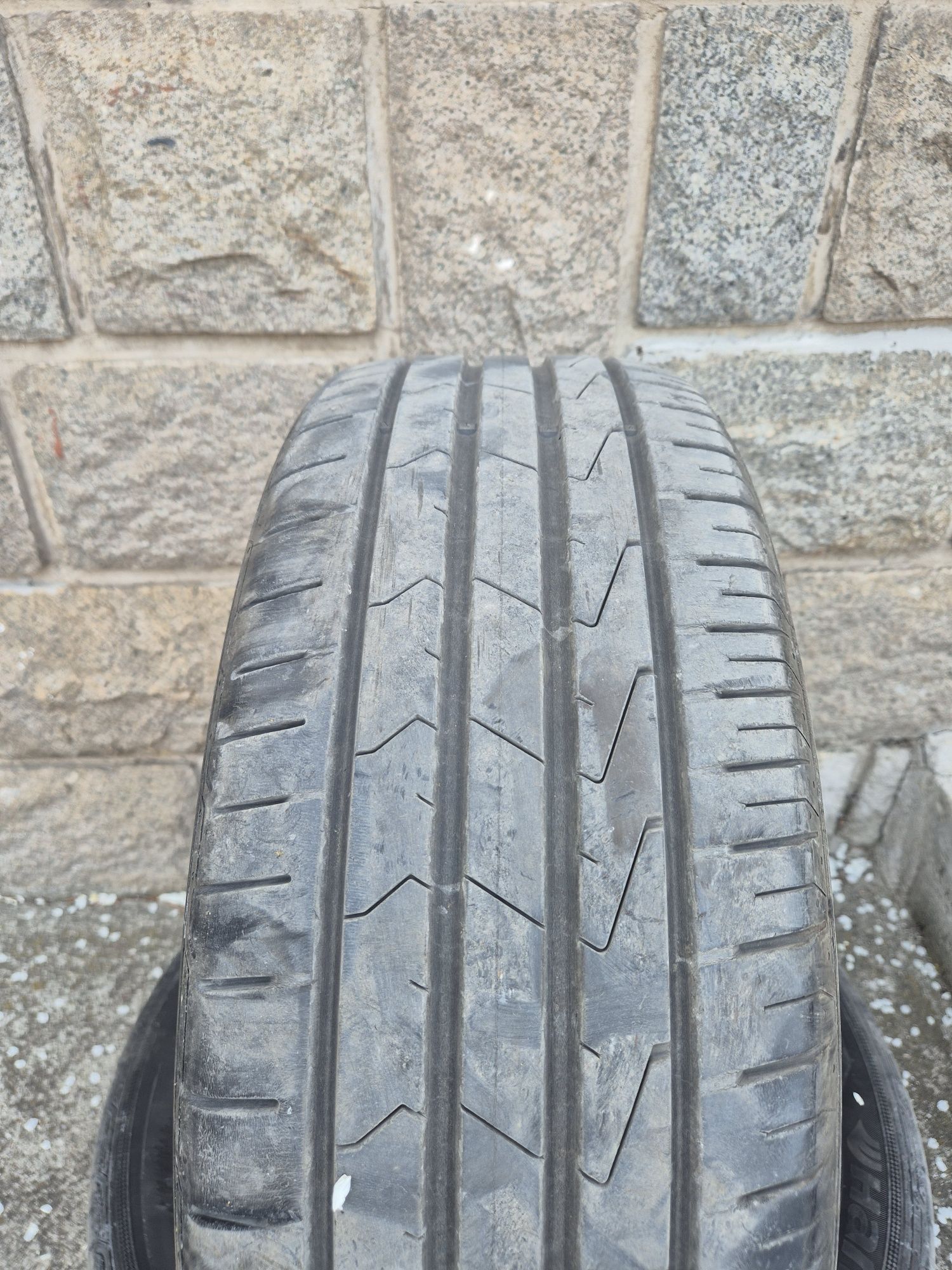 Hankook 205 55 16  5 мм