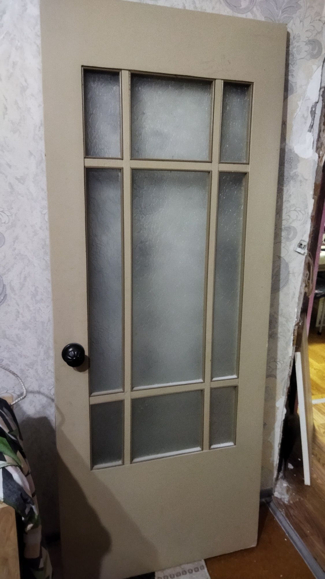 Продам 1 пару дверей без коробки
