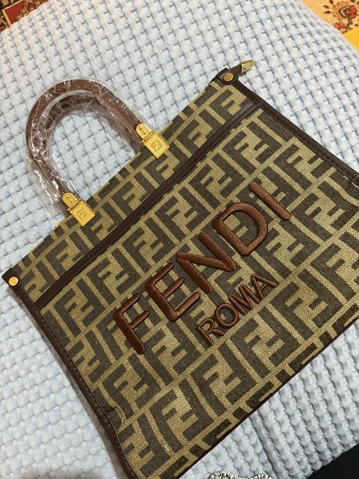 Сумка Fendi с коробкой и упаковкой