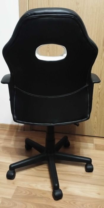 Геймърски стол черен