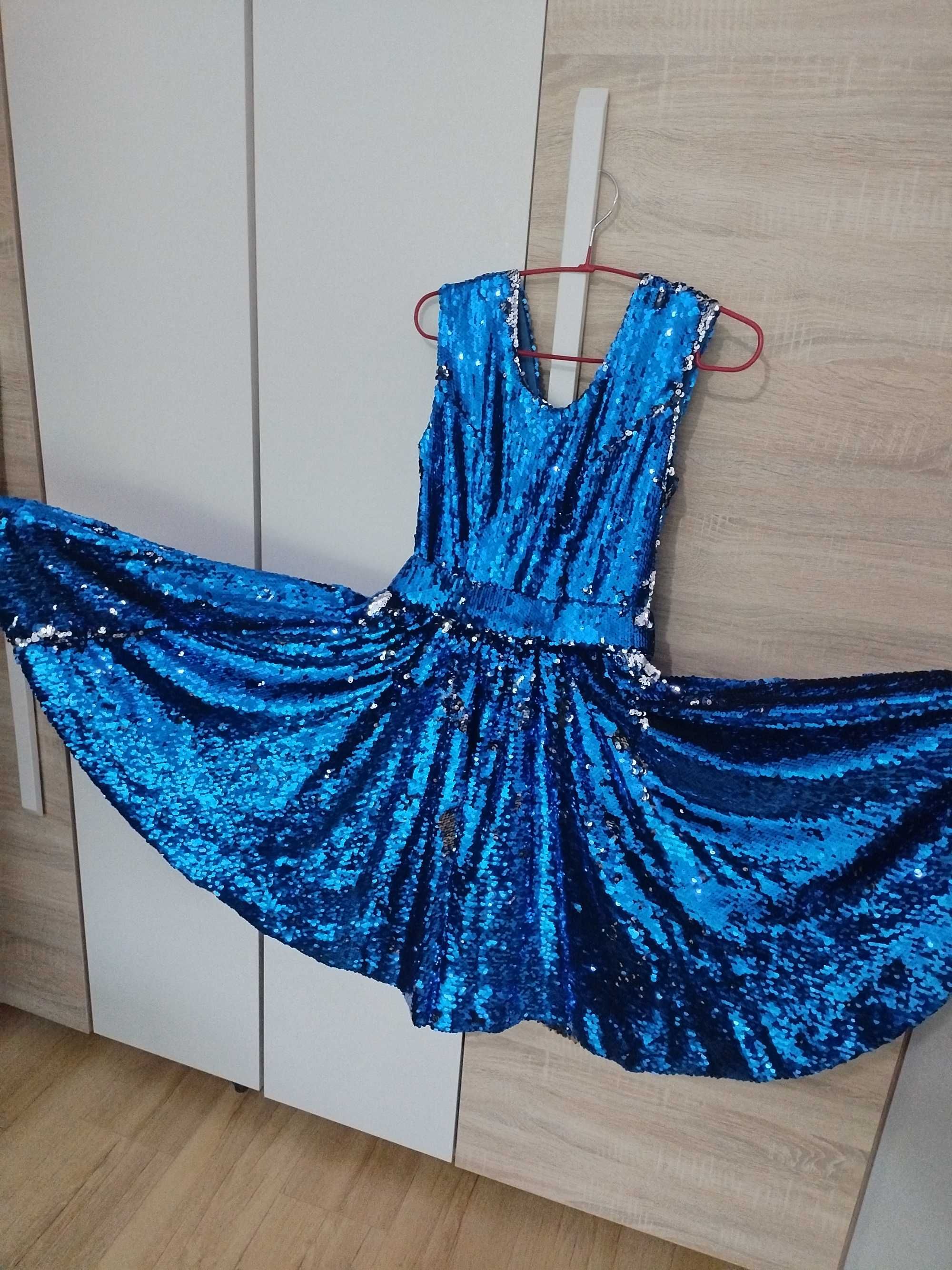 Rochie paiete albastra