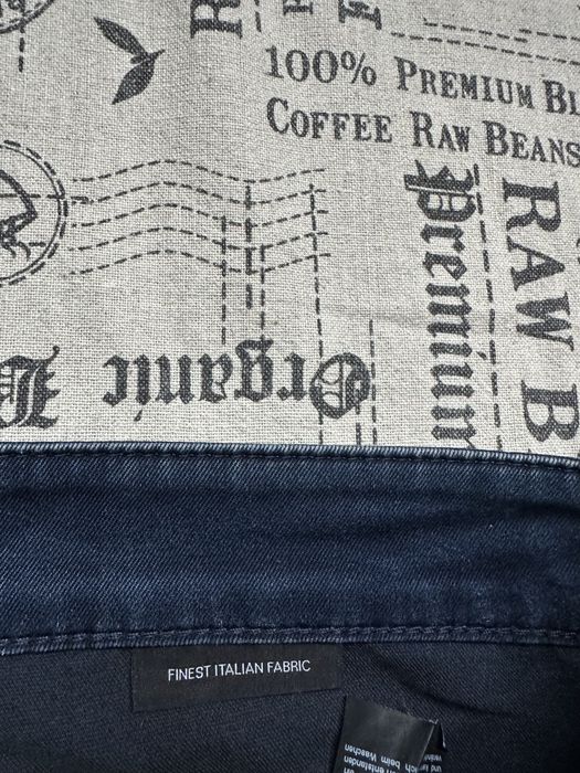 HUGO BOSS original дънки.33