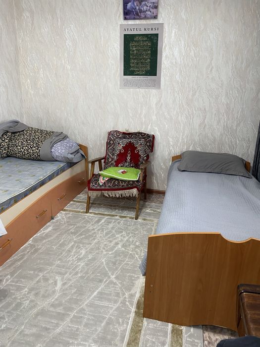 В связи с переездом продам гарнитуры: спальный и подростковый