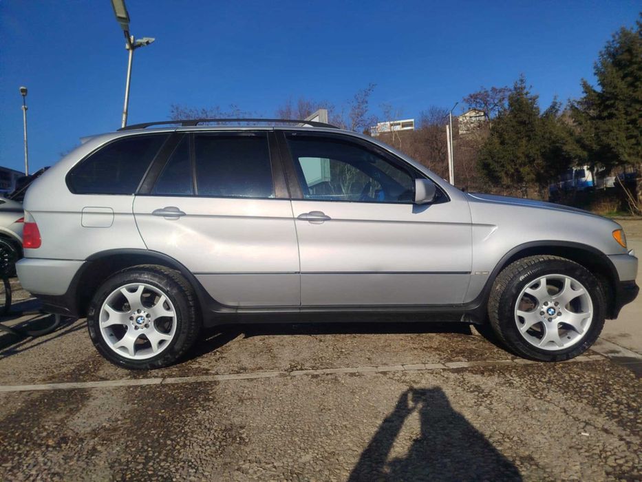 BMW X5 3.0 газ 2002г.