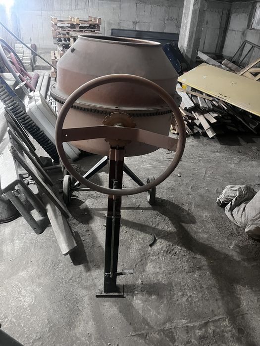 Бетонобъркачка нова