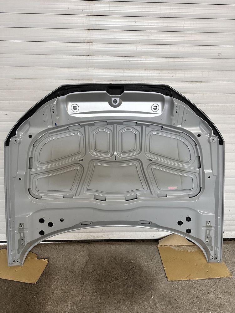Преден капак Audi A4 2020