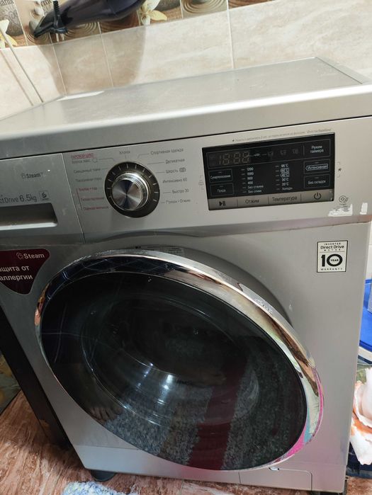 Продам стиральную машину LG.
