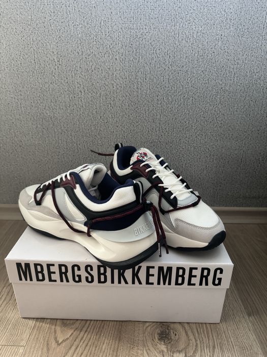 Чисто нови Bikkemberg