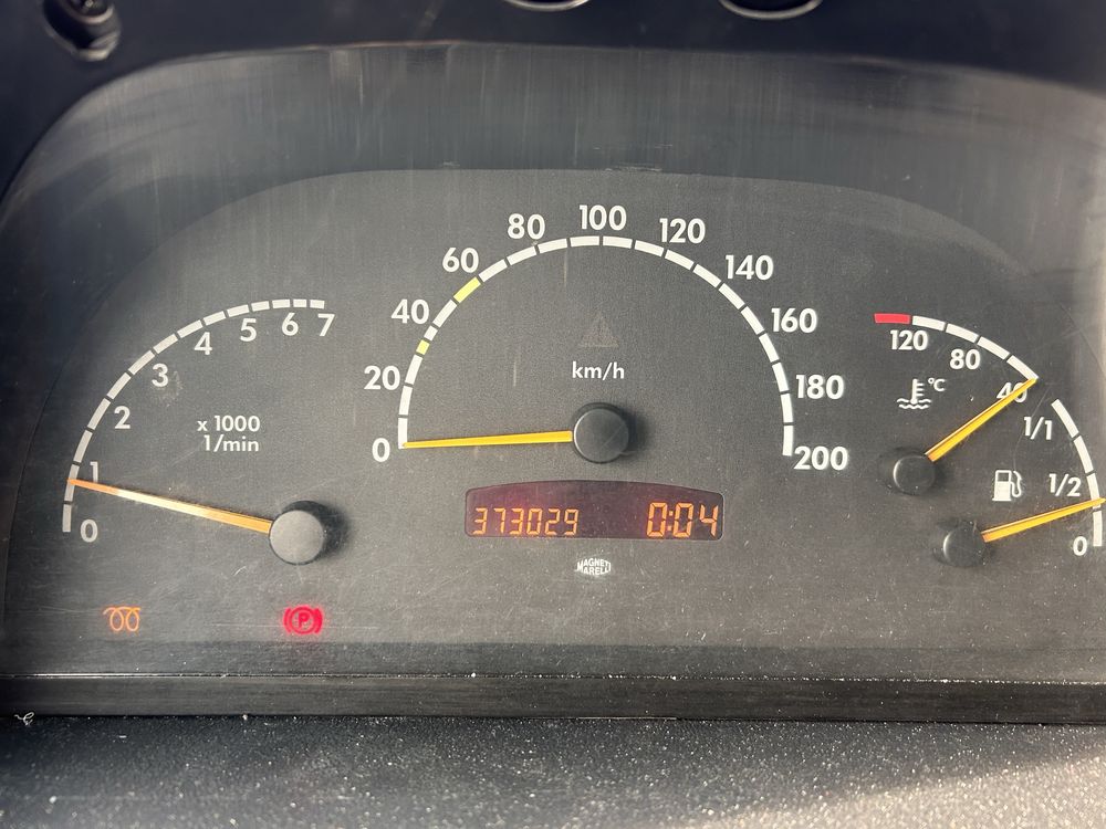 Mercedes V clasa 638
