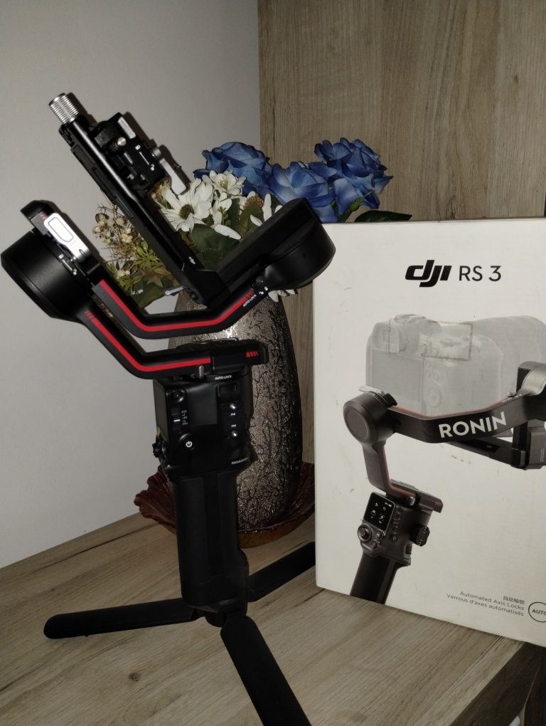 Ghimbal dji rs 3