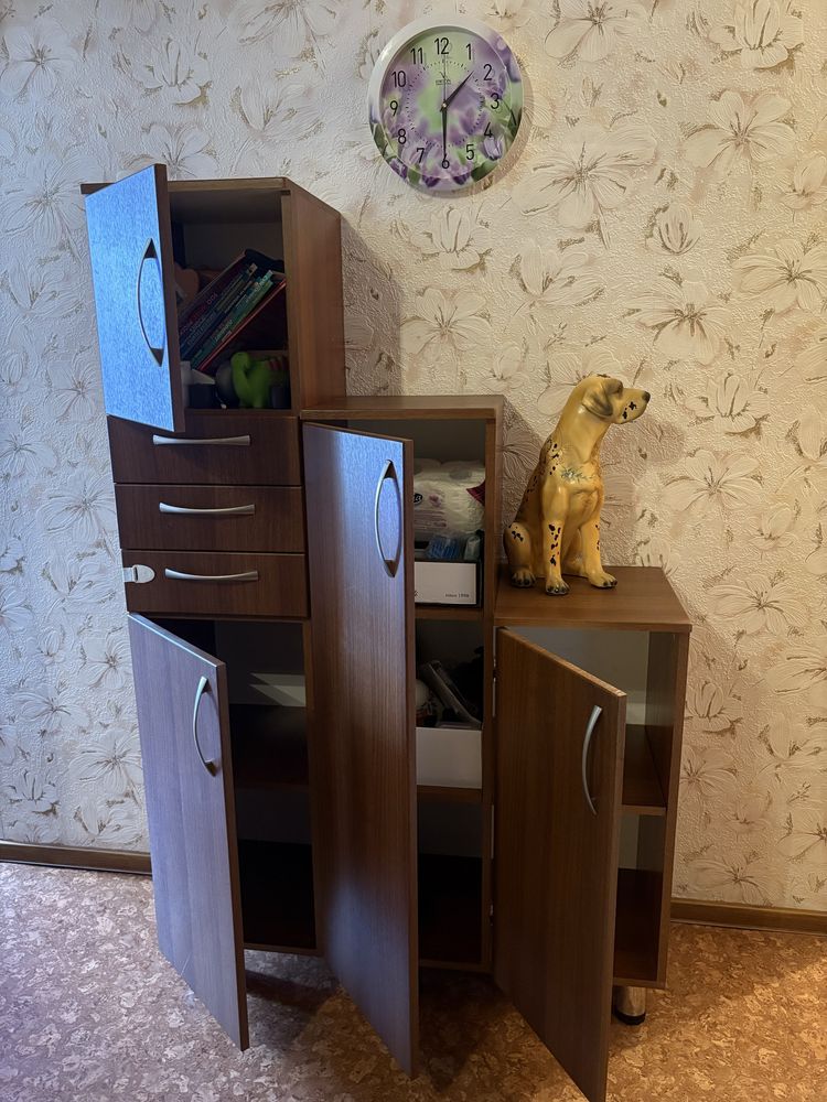 Шкаф интерьерный