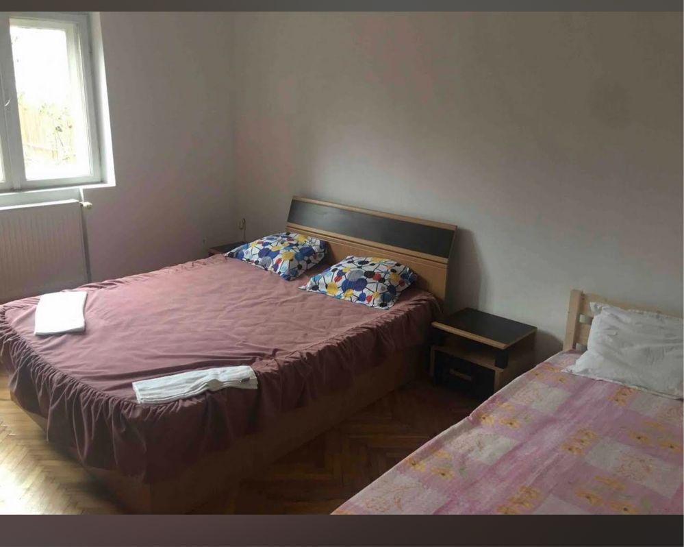 Apartament 4 camere (11 , in vila, cazare echipe de muncitori Ploiesti