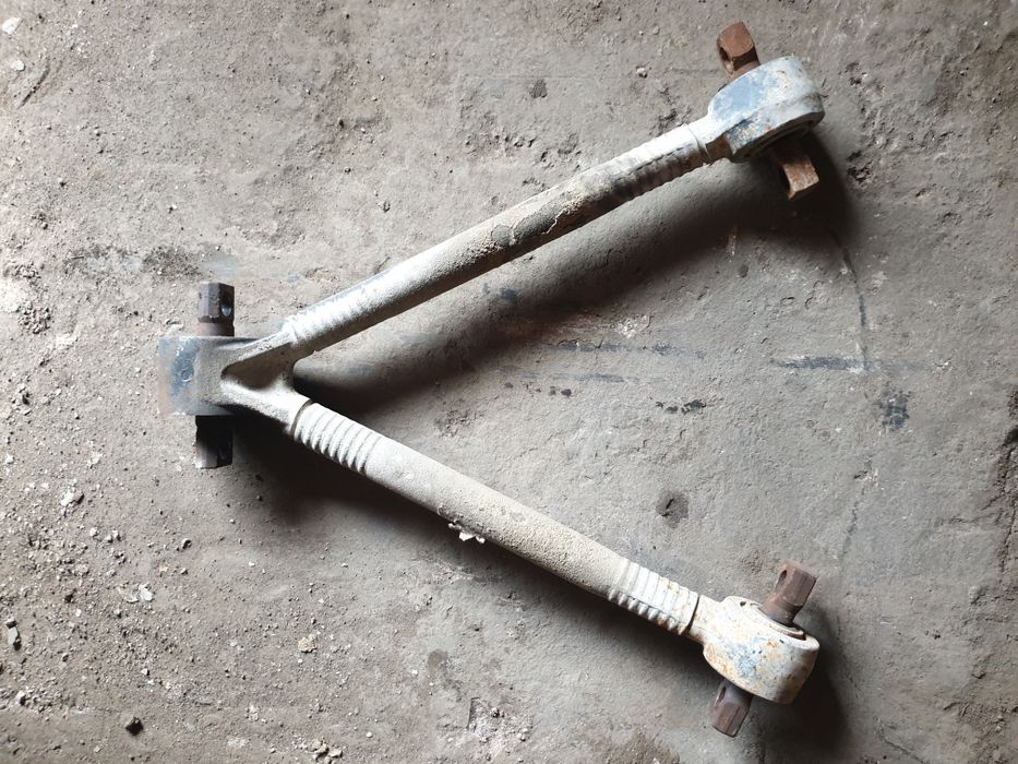 Задняя реактивная тяга актрос  MP1