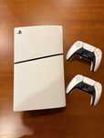 Ps5 slim Digital 1TB с гаранция и два джойстика