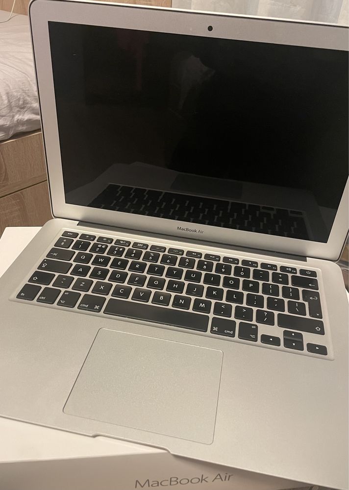 Macbook Air i5 Intel Core