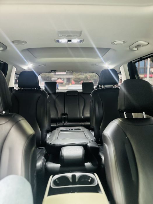 Kia Carnival 2023 Full