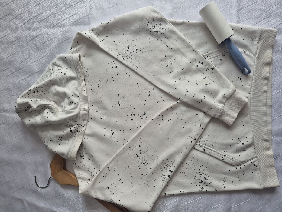Hanorac alb H&M.