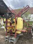 Pulverizator agricol pentru erbicidat Hardi