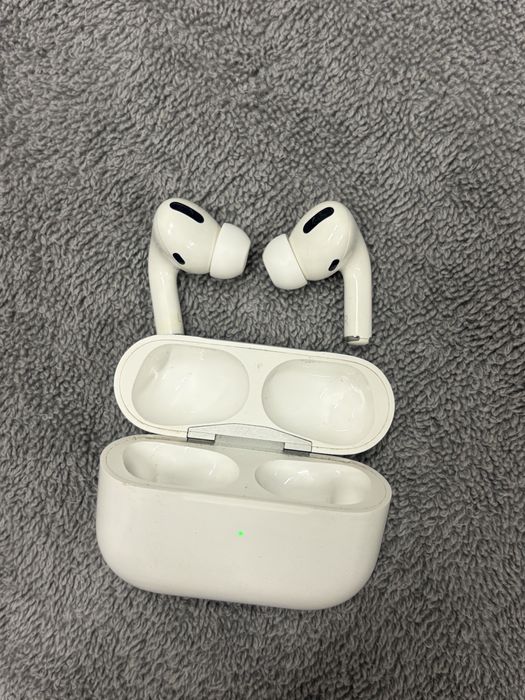 Airpods pro 1, оригинал б/у наушники