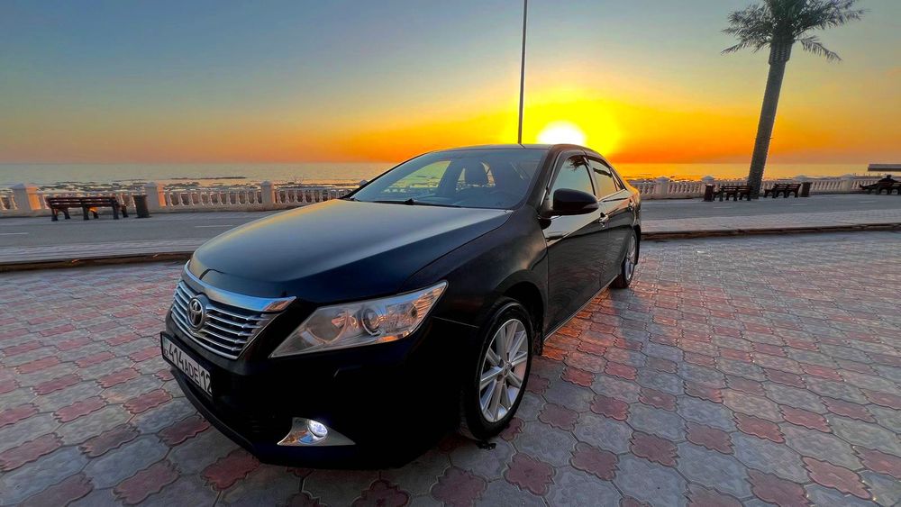 Продам Toyota Camry 50