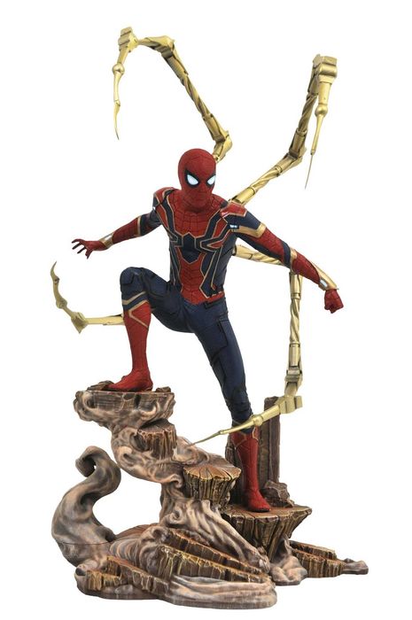 колекционерска фигура Diamond Select Marvel's Avengers - Spider-Man