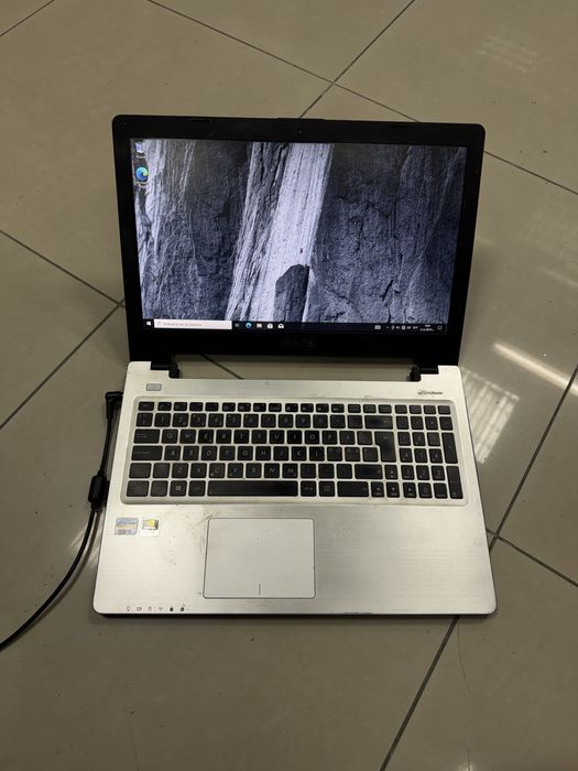 Лаптоп ASUS K56CM