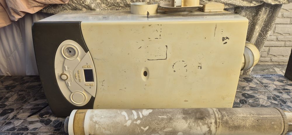 Centrala termica 28kw pe gaz cu tiraj forțat