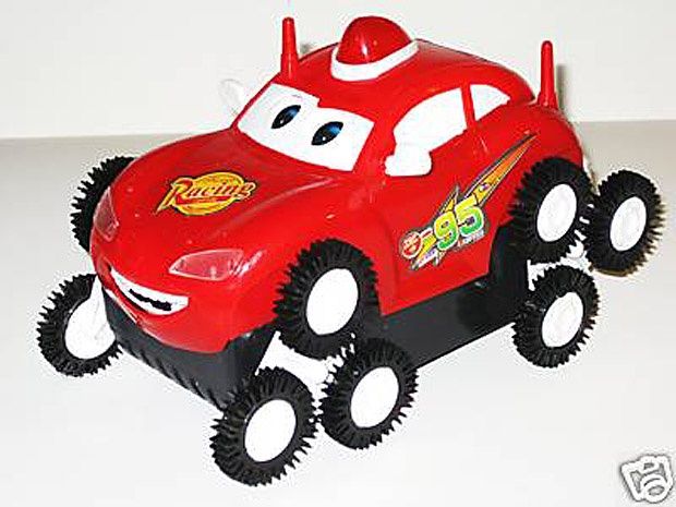 Mașinuță Lightning McQueen cu roți mari - Cars