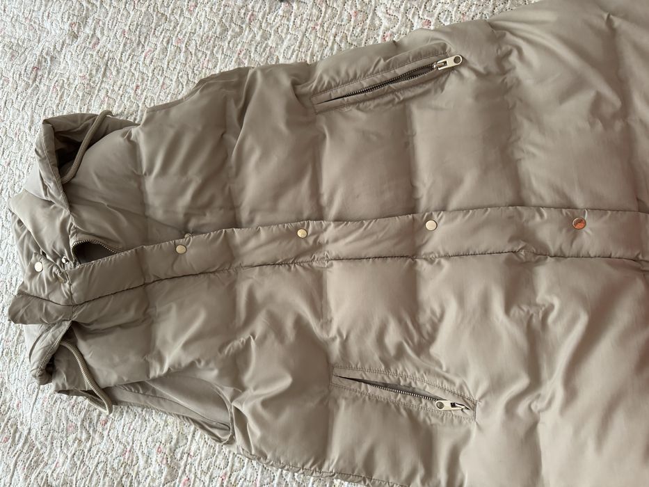 Жилетка. Zara жилетка в идеальном состоянии.