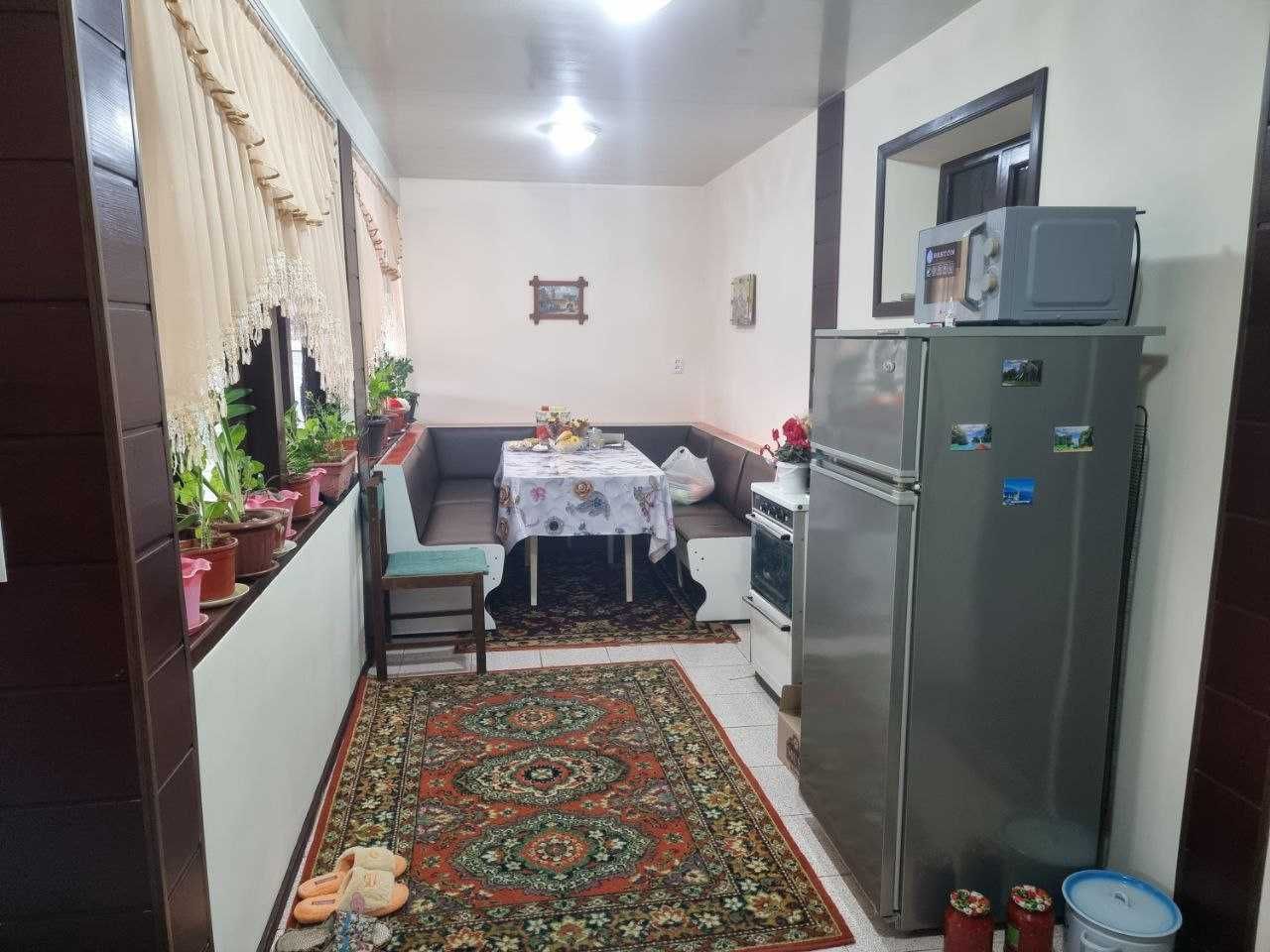 Продается дом в Ташкентской области Юкарычирчикском р-не (Нурли Замин)