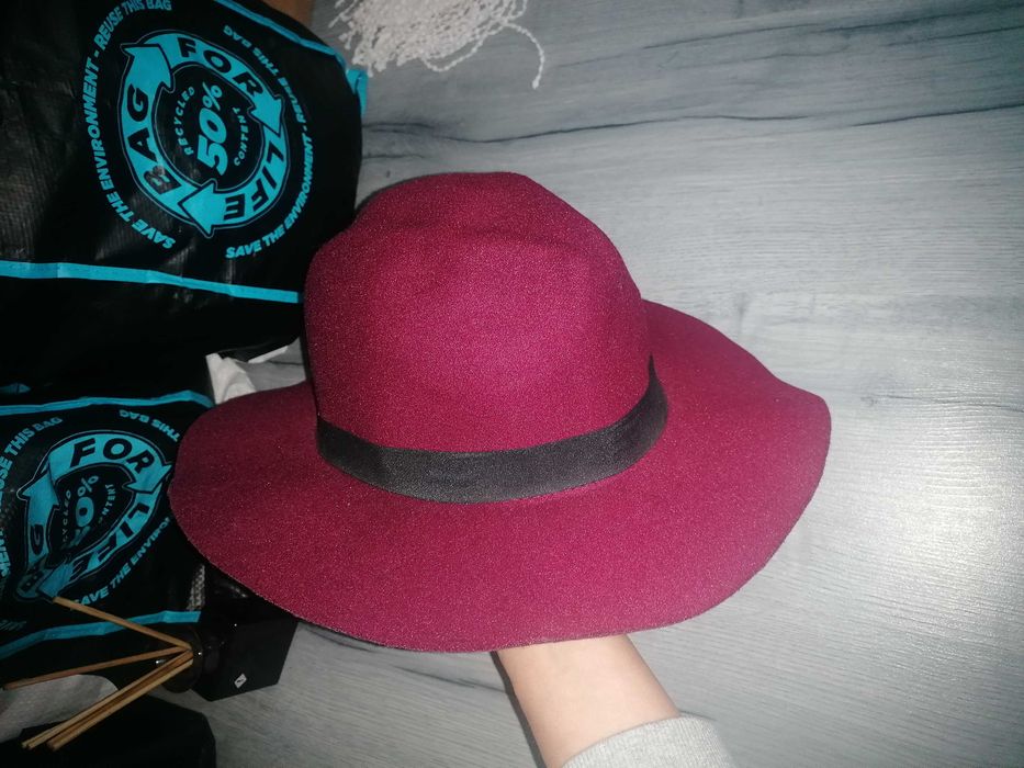 Pălărie damă nouă