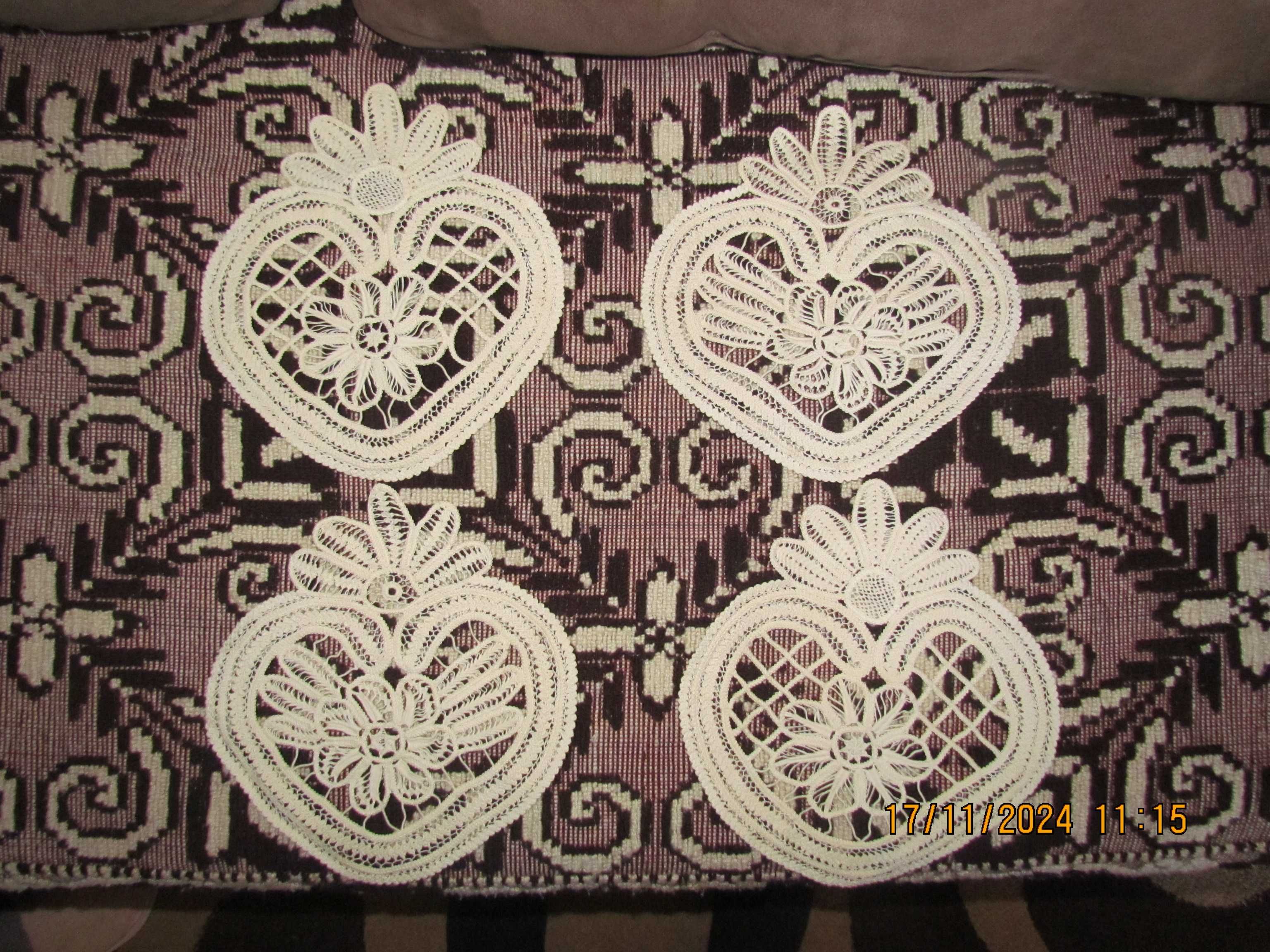 Vand mileuri lucrate din macrame crosetate