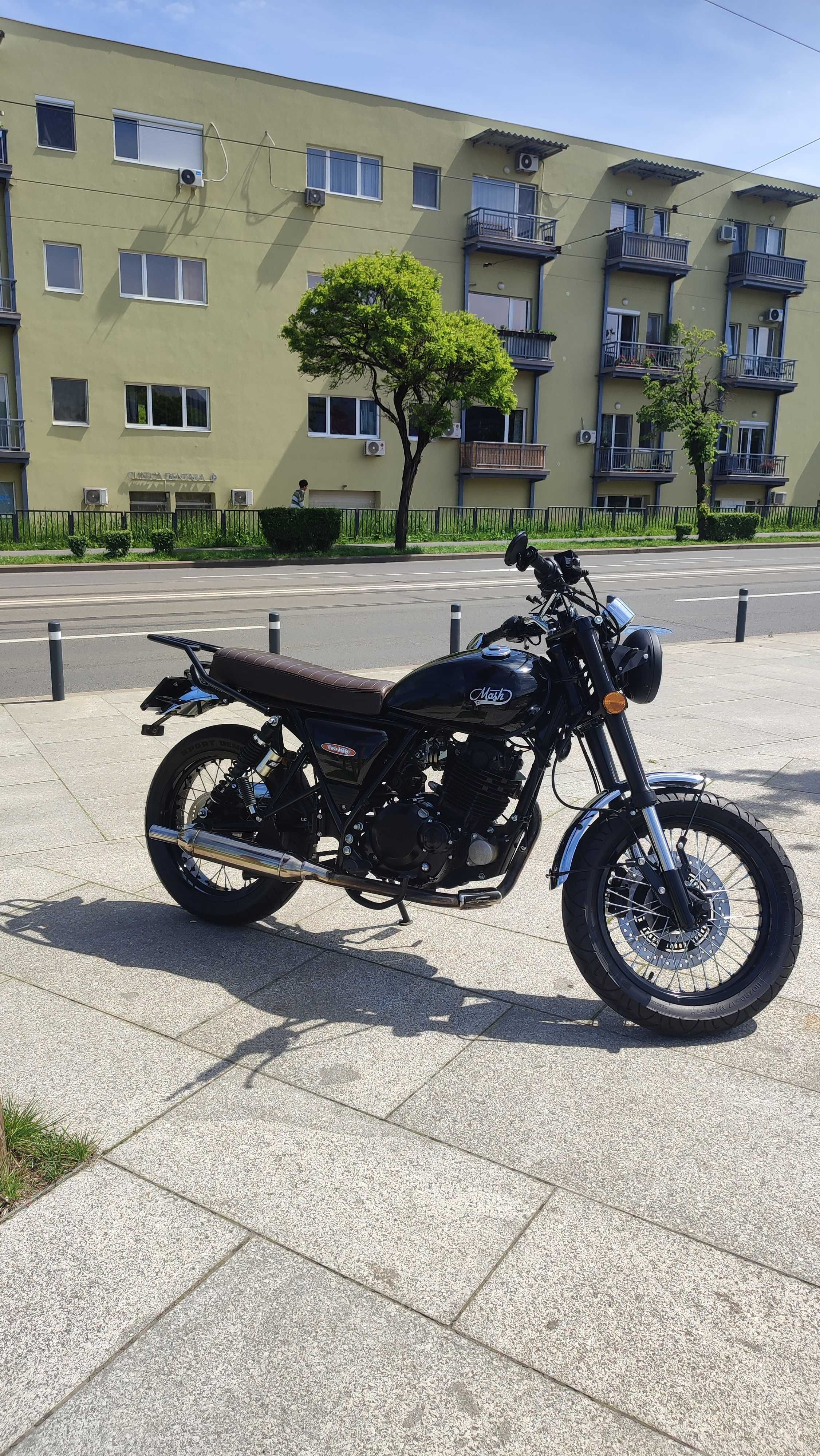 Motocicleta Mash Two Fifty 250, injectie, 2017, ABS, tip scra